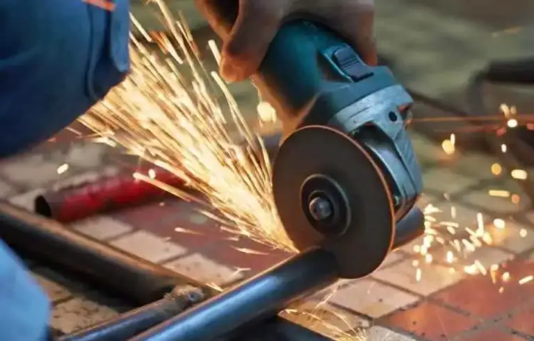 use angle grinder to Cut Metal Rods